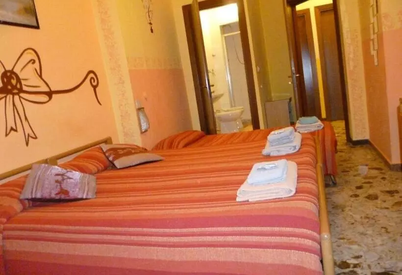 اتاق استاندارد چهار تخته, San Giovanni