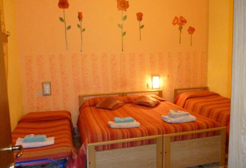 اتاق استاندارد سه نفره, San Giovanni