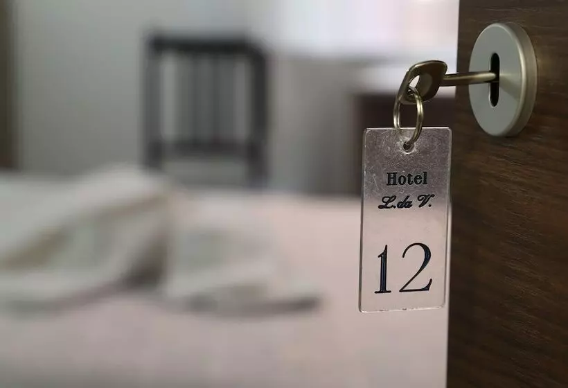 اتاق استاندارد یک نفره, Albergo Leonardo Da Vinci