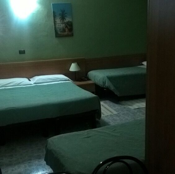 四人标准间, Del Sole