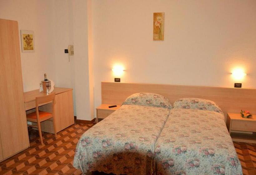 스탠다드 룸, Neni