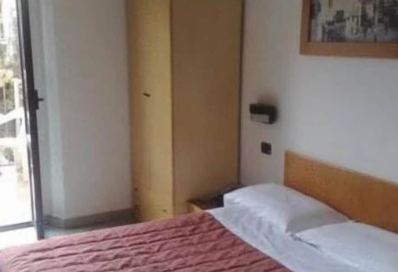 StandaardKamer, Panda Hostel