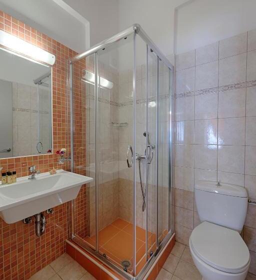 آپارتمان 1 خوابه با چشم‌انداز باغ, Paradise