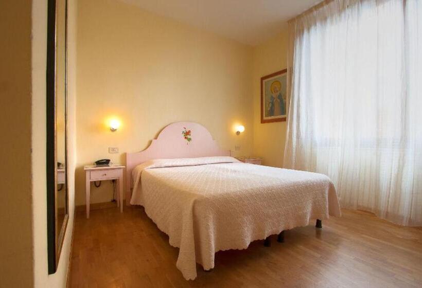 Номер Стандарт, Savoia E Campana