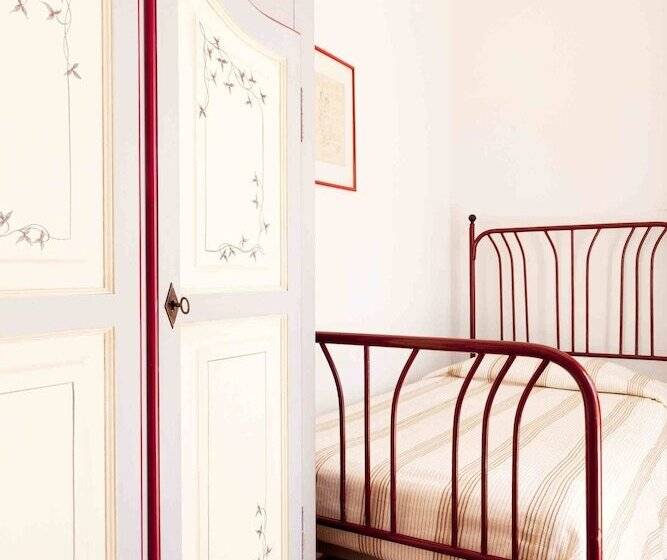 חדר סטנדרט יחיד, Savoia E Campana