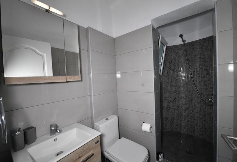 スタンダードトリプルルーム, Villa Agas