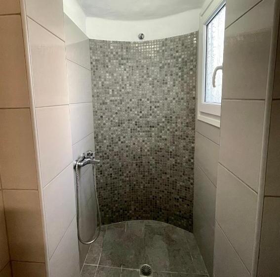 スタンダードトリプルルーム, Villa Agas