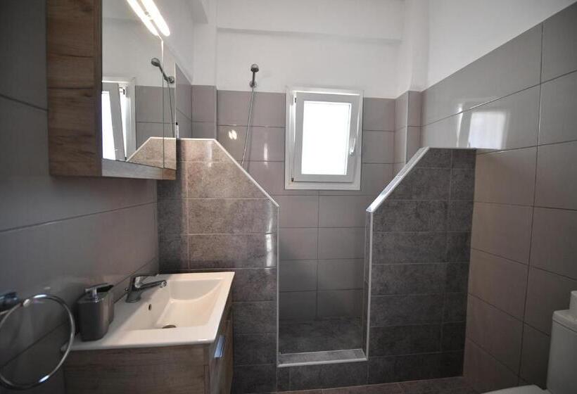 スタンダードトリプルルーム, Villa Agas