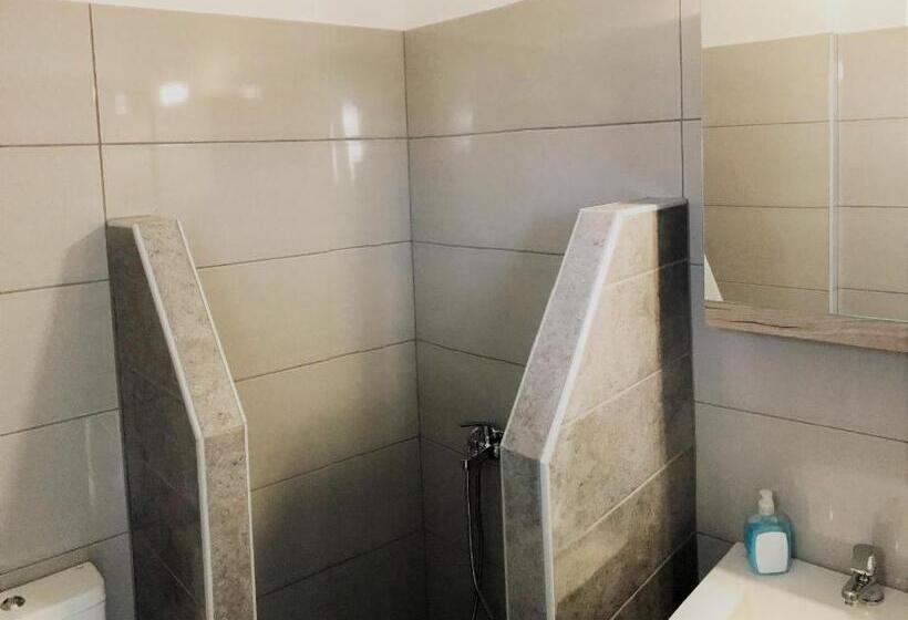 スタンダードトリプルルーム, Villa Agas