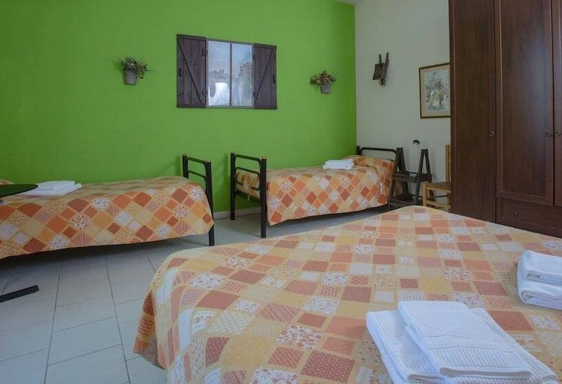 חדר סטנדרט לשלושה, Il Lato Azzurro