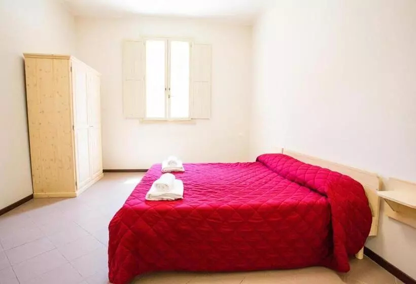 اتاق استاندارد, Student's Hostel Estense