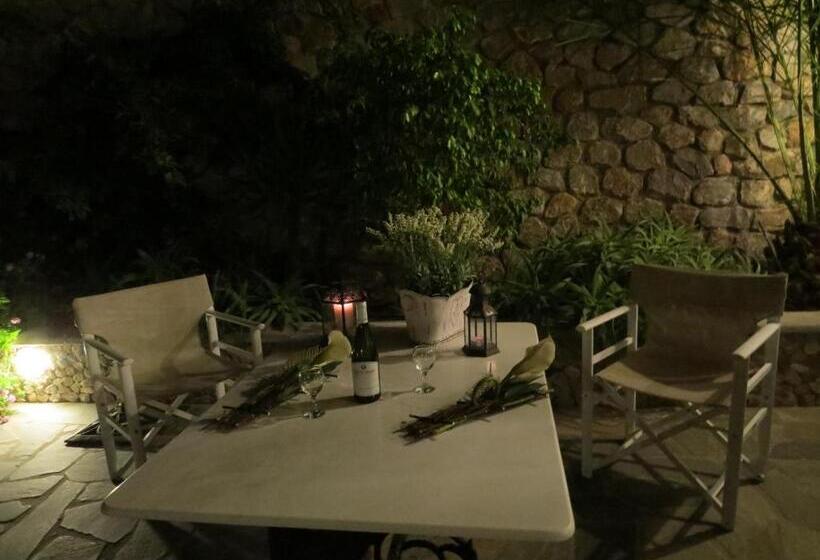 スタンダードルーム, Villa Manos