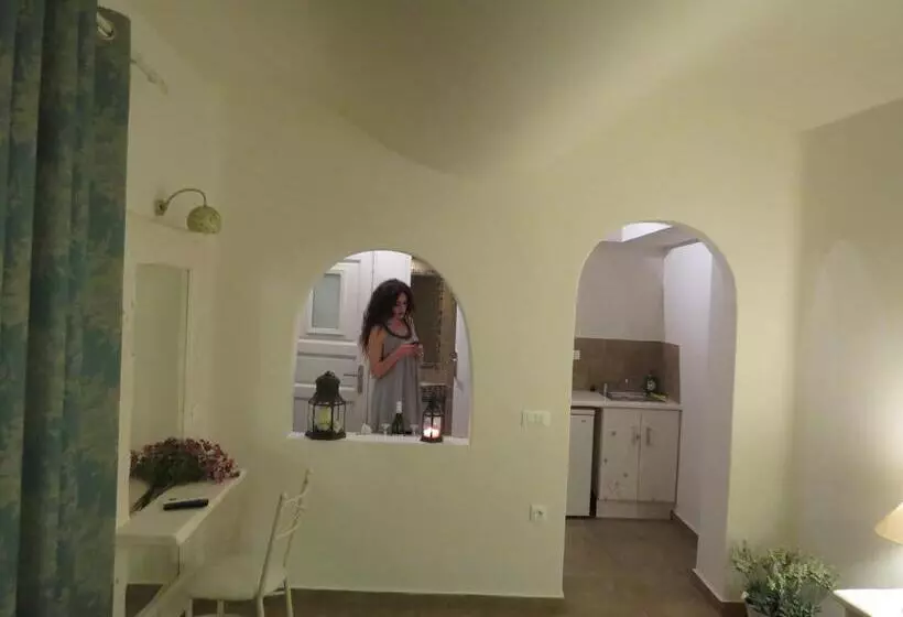スタンダードトリプルルーム, Villa Manos