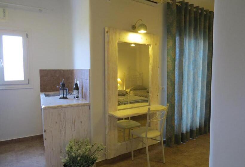 スーペリアの4人部屋, Villa Manos