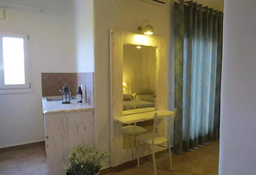 スーペリアの４人部屋, Villa Manos