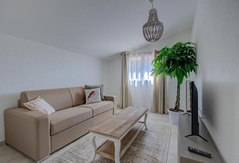 Полулюкс, Domaine Le Courti   Adult Only