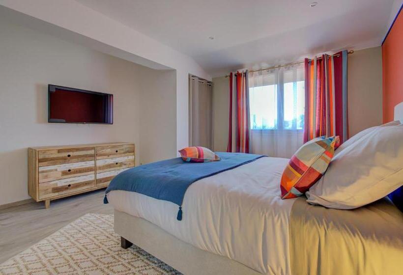 Kertre Néző Junior Suite, Domaine Le Courti   Adult Only