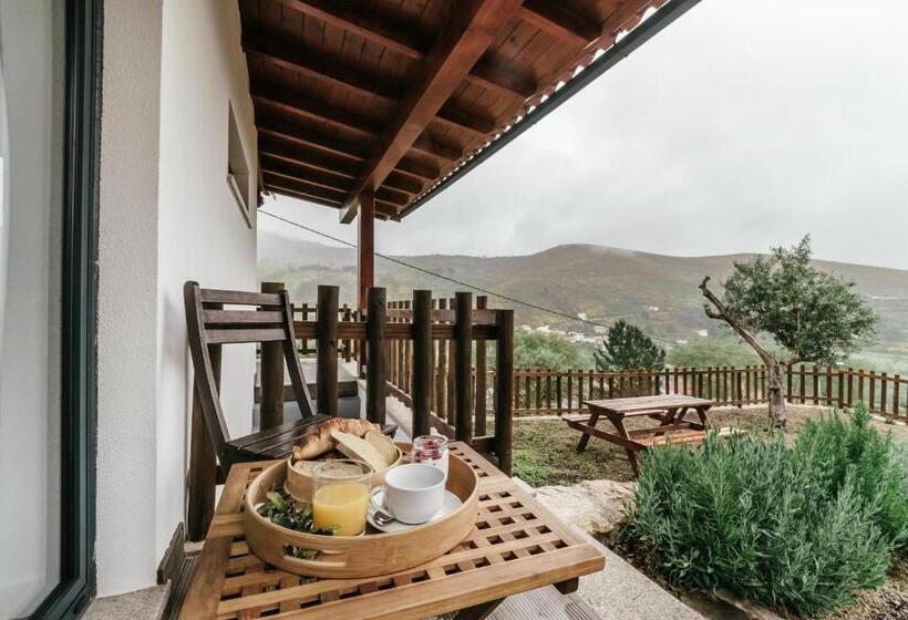 جناح عائلي, Unhais Valley   Country House