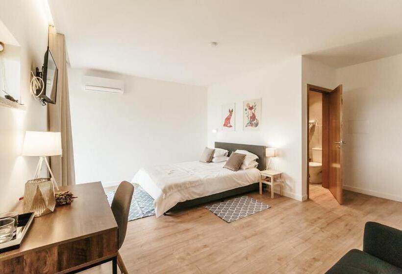 جناح عائلي, Unhais Valley   Country House