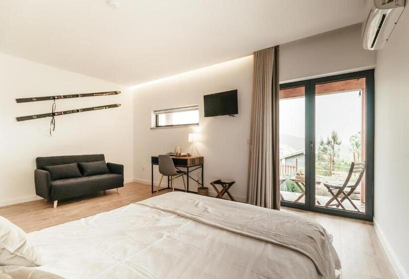 سوییت خانوادگی, Unhais Valley   Country House