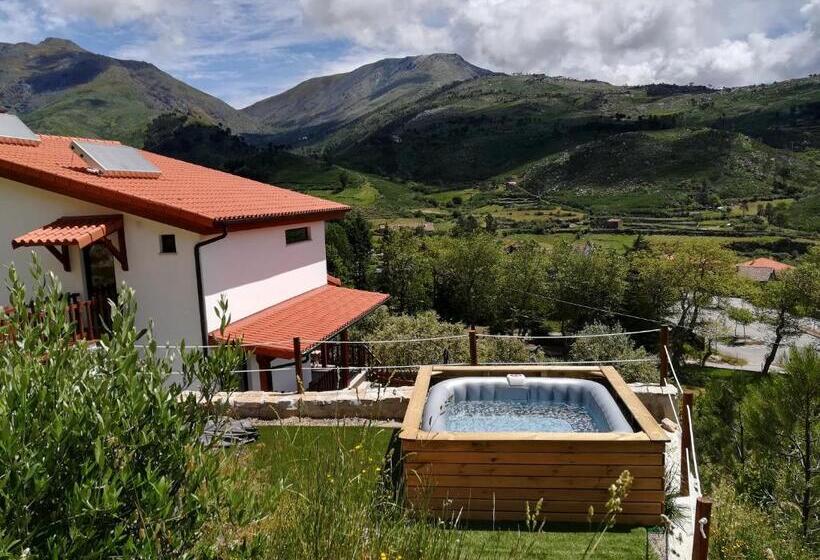 سوئیت با وان آب گرم, Unhais Valley   Country House