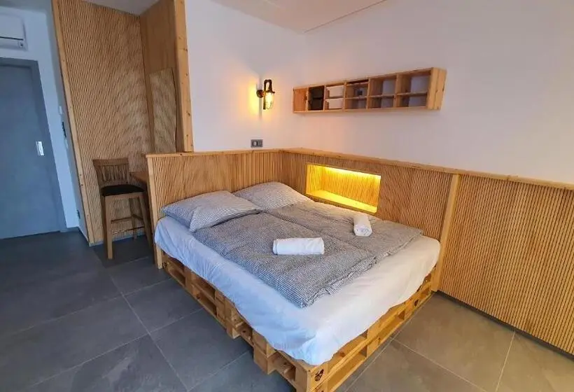 اتاق دوبلکس, Magic Apartment Centre Mezonet