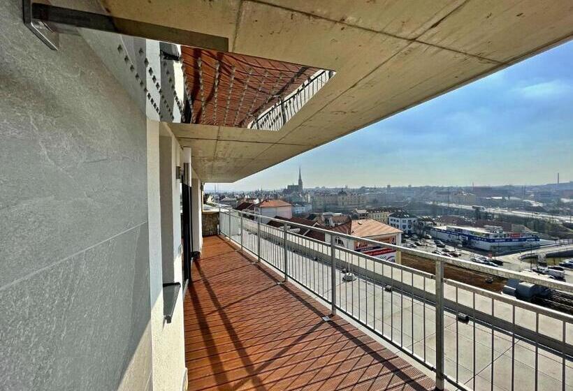 اتاق دوبلکس, Magic Apartment Centre Mezonet