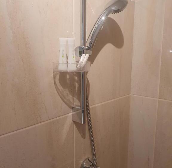 غرفة قياسية مزوَّدة بشُرفة, Pensiunea Relax