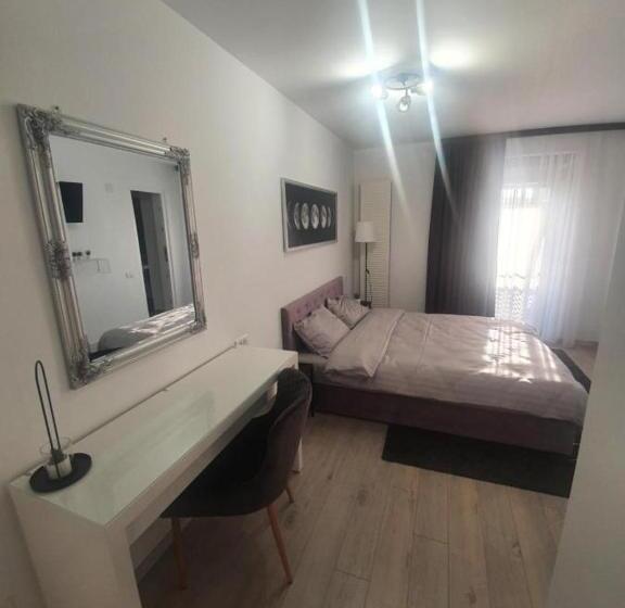 غرفة قياسية مزوَّدة بشُرفة, Pensiunea Relax