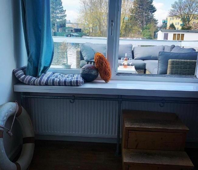 标准间带露台, Amster Houseboat Bed Without Breakfast