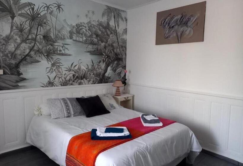 חדר סטודיו סטנדרד, Chez Chris