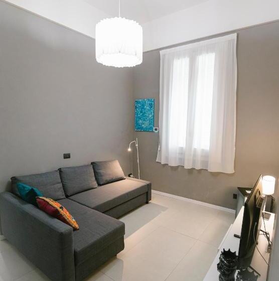 Suite, Awa Mondello