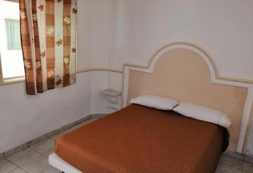 חדר סטנדרט, Kiko