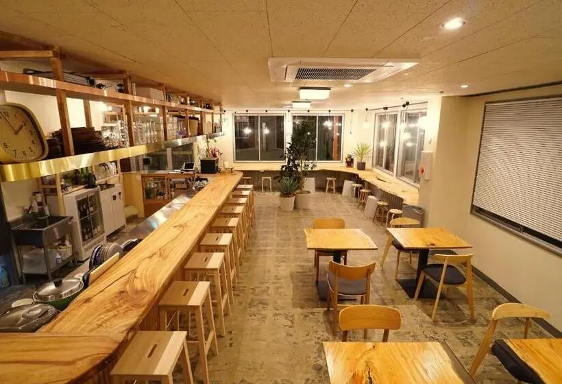 スタンダードスタジオ, La Union Double Room With Share Bath Room   Vacation Stay 31425v