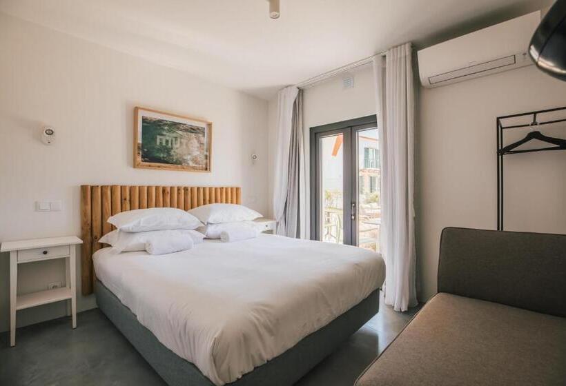 デラックスルーム, Mute Hostel Porto Covo