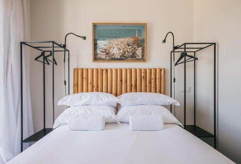 オーシャンビュースタンダードルーム, Mute Hostel Porto Covo