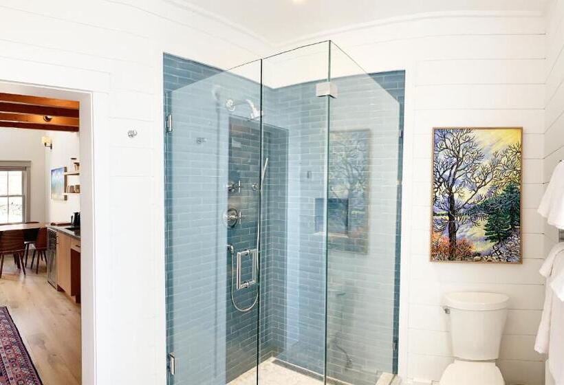 اتاق لوکس, Best Bower