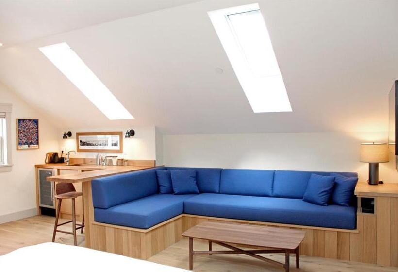 اتاق لوکس, Best Bower