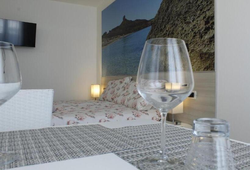 חדר סטנדרט, Costeras