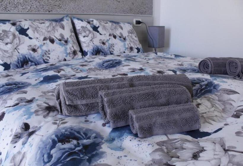 غرفة قياسية, Costeras