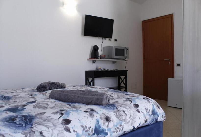 חדר סטנדרט, Costeras