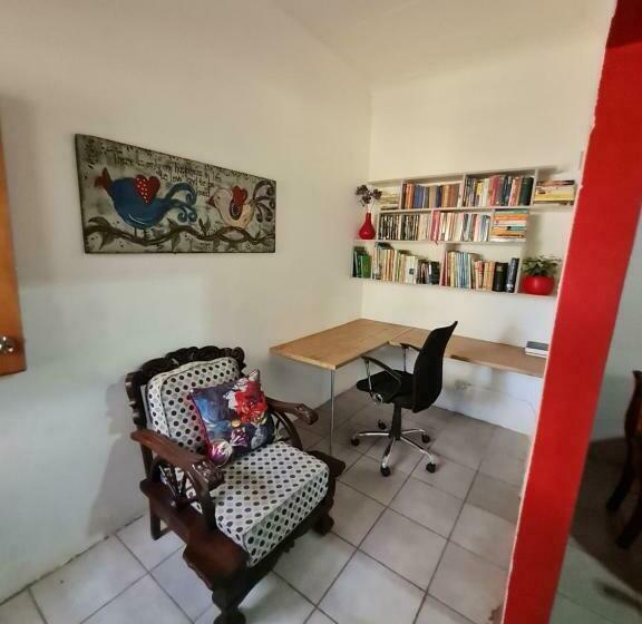 Номер Deluxe, The Garden Inn Guesthouse