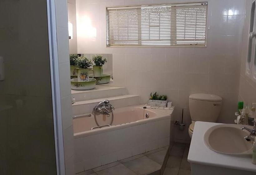 غرفة قياسية, The Garden Inn Guesthouse