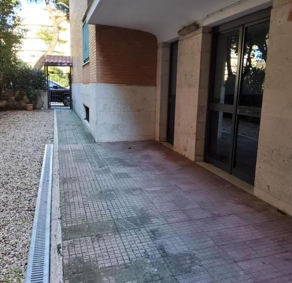 اتاق راحتی سه تخته, Annadia Sweet Home B&b