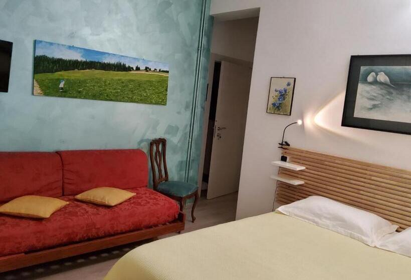 Номер Стандарт Трехместный, Annadia Sweet Home B&b