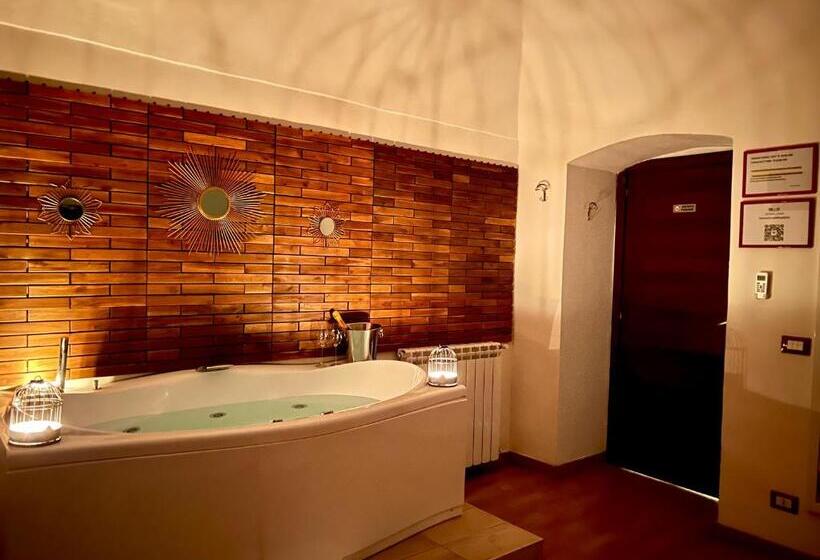 اتاق استاندارد با وان آب گرم, Cantu  Suite