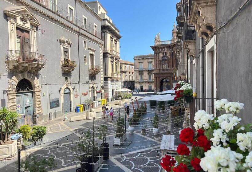 اتاق استاندارد با تخت بزرگ, Cantu  Suite