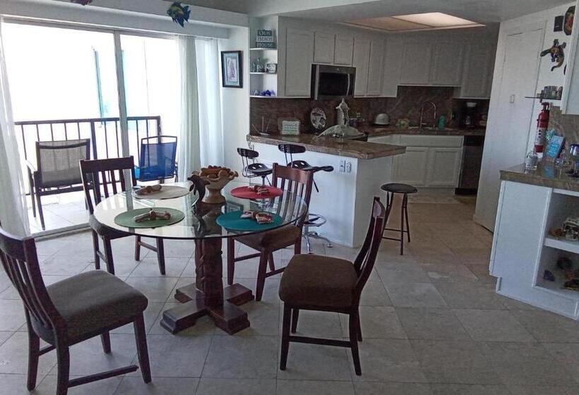 דירת חדר נוף לים, Breathtaking Oceana Del Mar