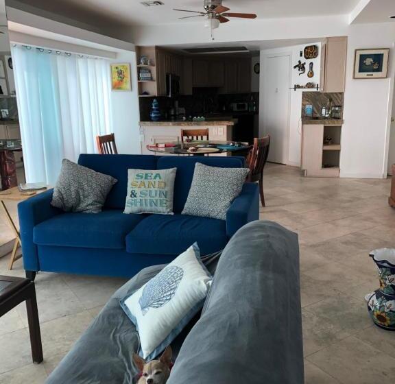 דירת חדר נוף לים, Breathtaking Oceana Del Mar