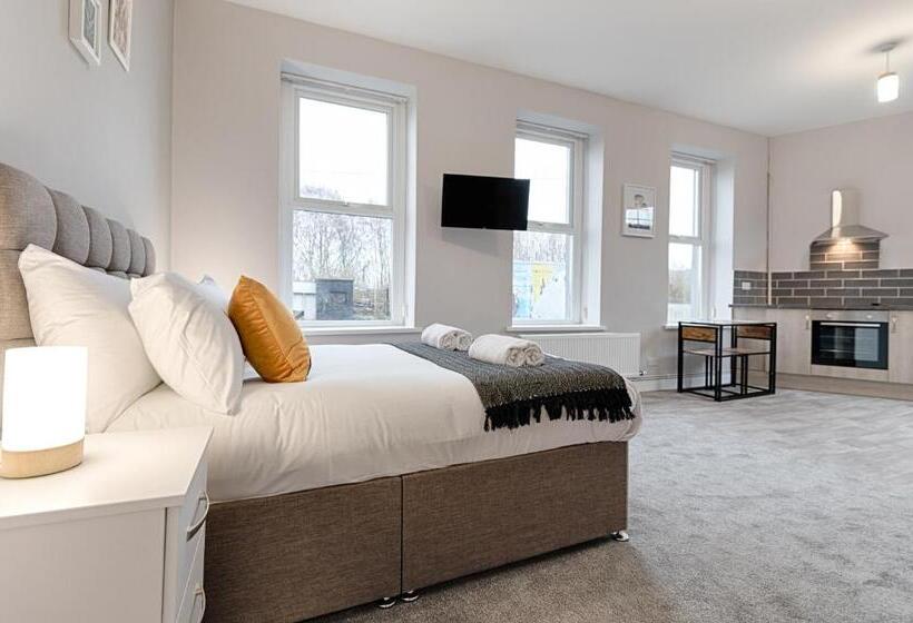 استودیوی استاندارد, Copper House